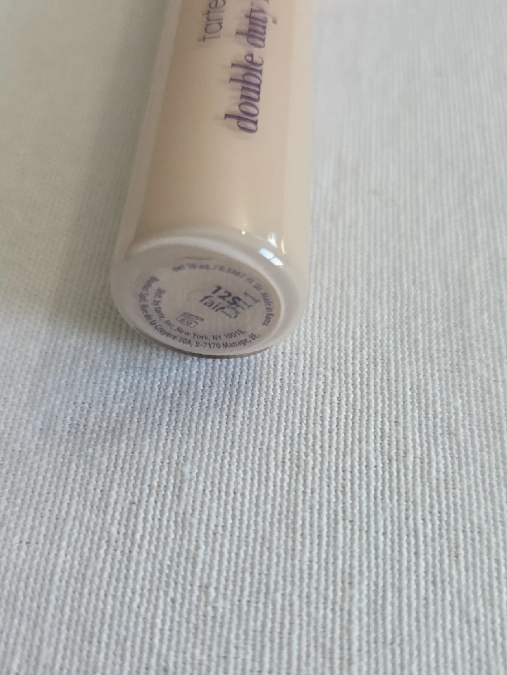 tarte Shape Tape Concealer 12S Fair and tarte Quickie Blending Sponge Set